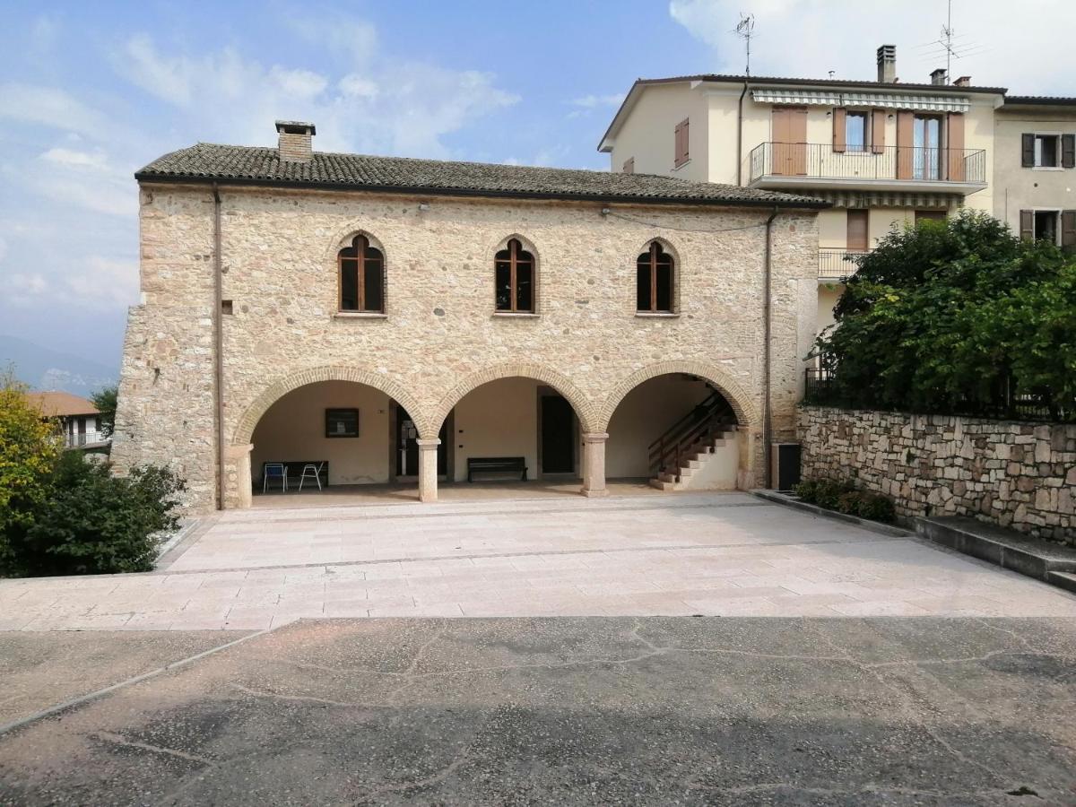 Beb Da Paolo Con Vista Lago San Zeno di Montagna Exterior foto